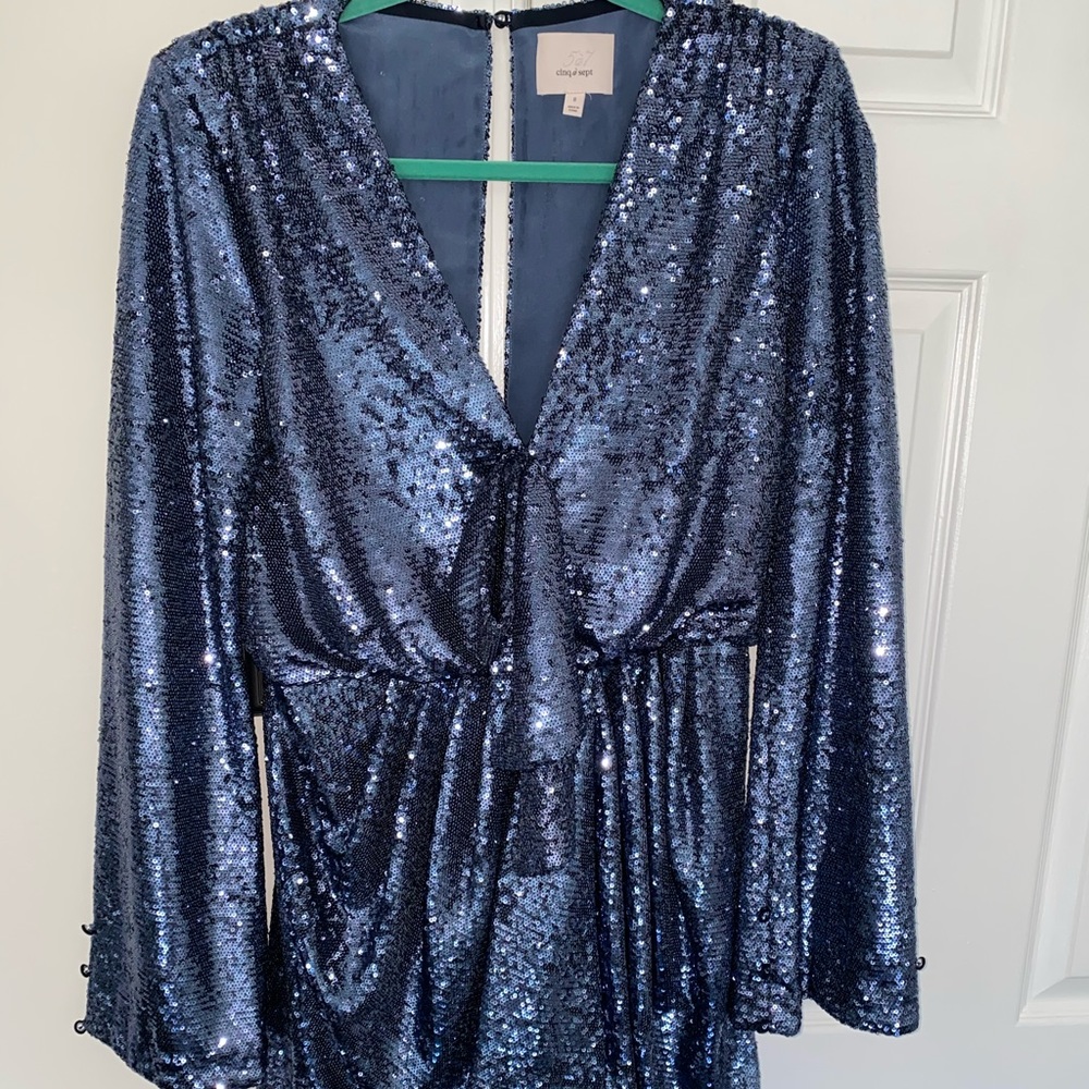 Cinq a Sept dress size 8 ❤️💃🏻💃🏻